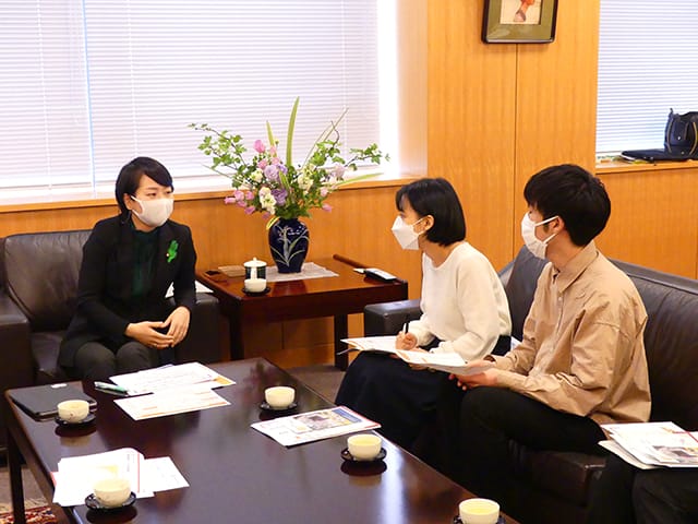 小倉青年局長がセーブ・ザ・チルドレンユースとともに鈴木貴子外務副大臣と面会