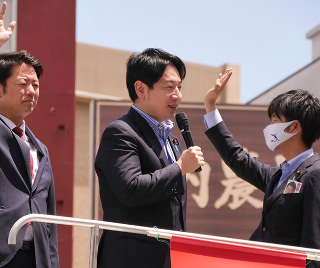 小倉局長らが山梨県甲府市で街頭演説