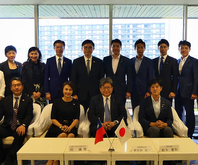 邱議瑩台日国会友好聯誼会副会長をはじめとする中華民国立法委員訪問団が来党
