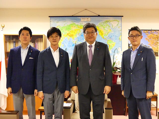 鈴木憲和青年局長の局長就任に伴う挨拶まわり(2)