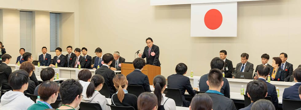 「国民投票アクションプロジェクト学生大会」に藤原崇局長らと学生部員7名が参加