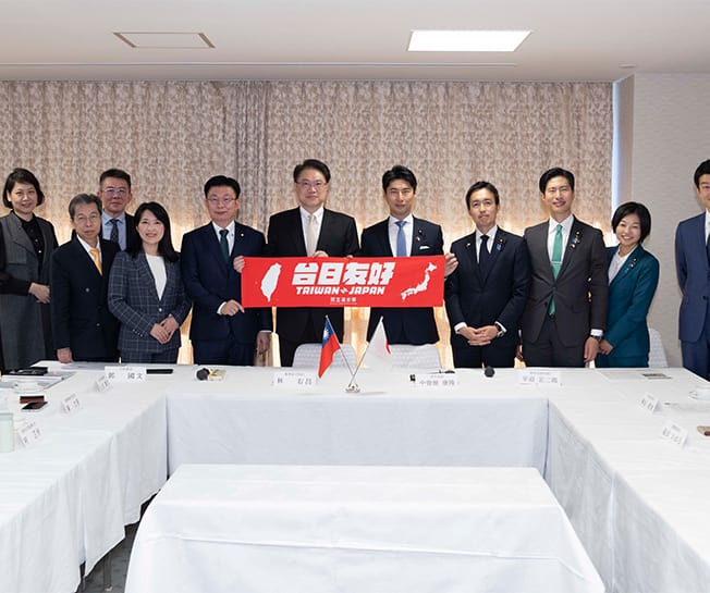 民進党林秘書長 青年局役員表敬訪問