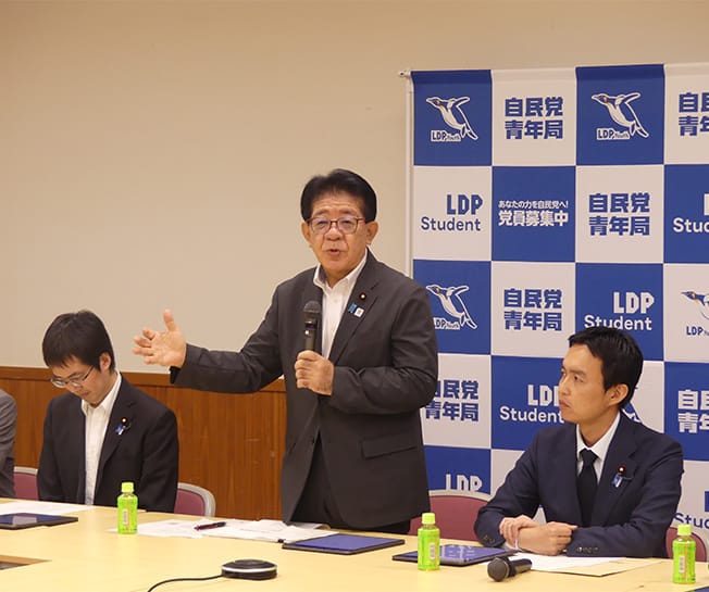 「大臣に直接質問!青年局定例会議シリーズ講座」第7回では金子恭之国土交通大臣が講演