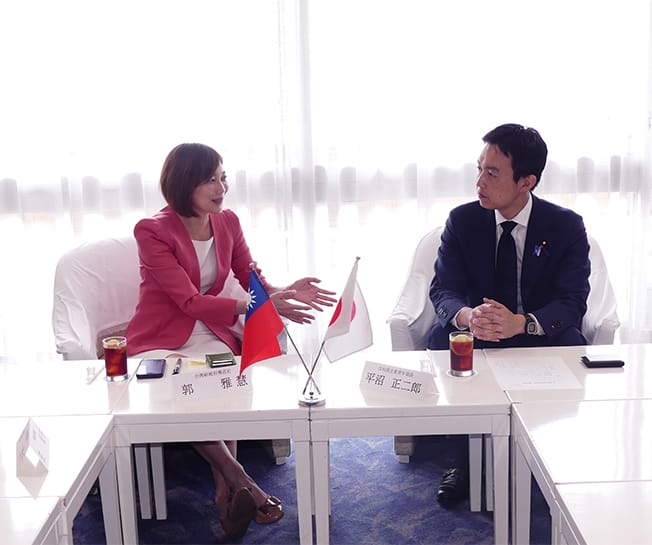 台湾の郭雅慧総統府報道官が来党