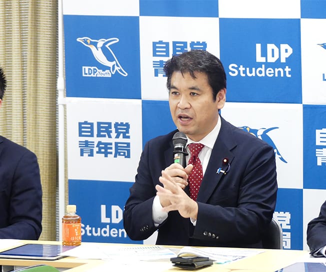 「大臣に直接質問!青年局定例会議シリーズ講座」最終回では松本洋平文部科学大臣が講演